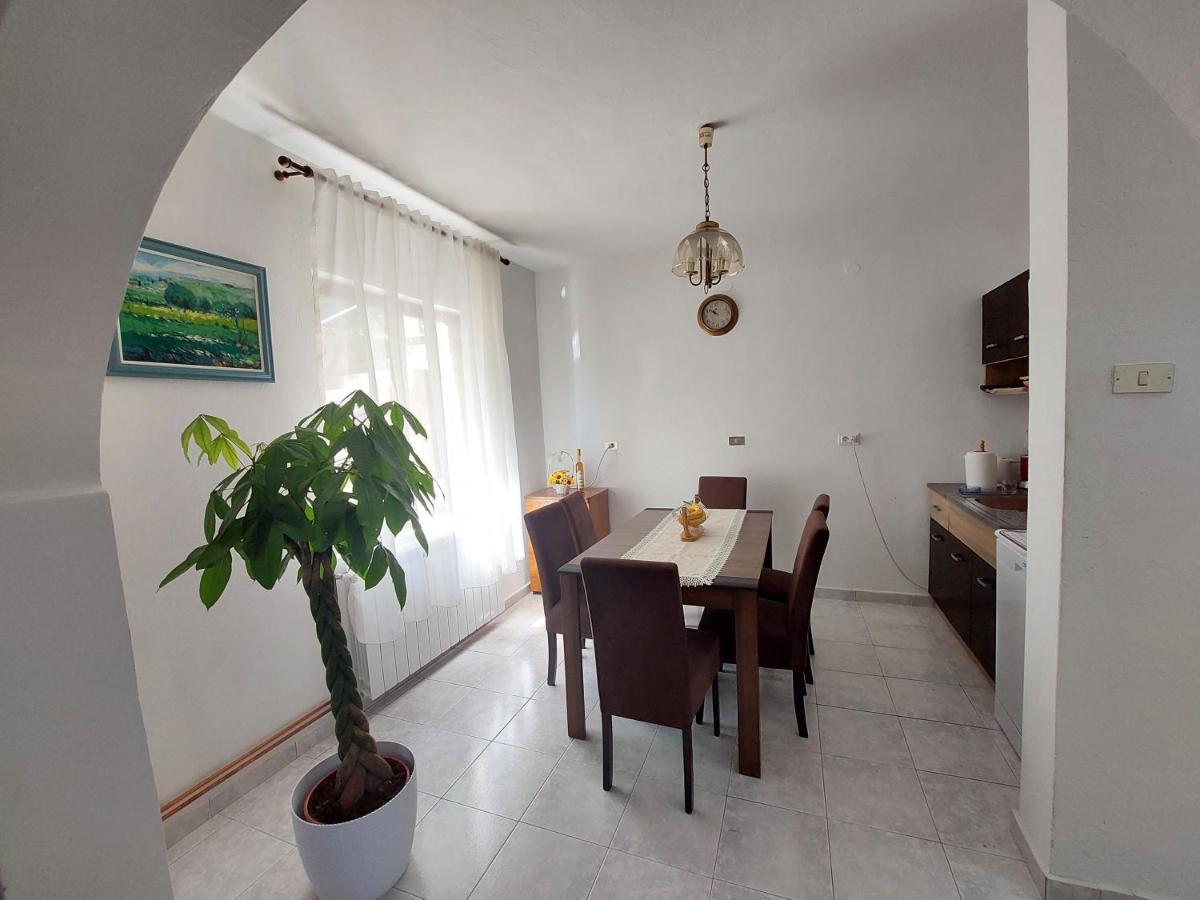 Holiday Home Milanovic Cetinje Exterior photo